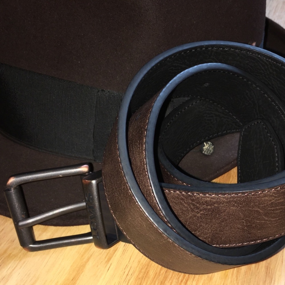 ◾️HP◾️LEVI’S Belt - Picture 3 of 6